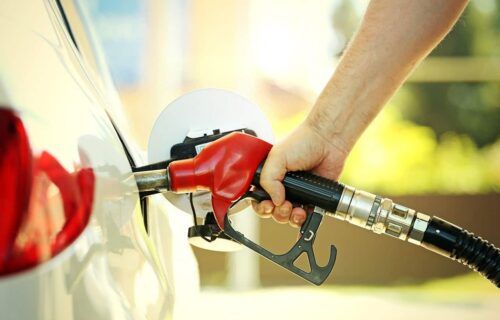 A 16 dias do 2º turno, governo zera impostos federais da gasolina e amplia subsídios a etanol e diesel
