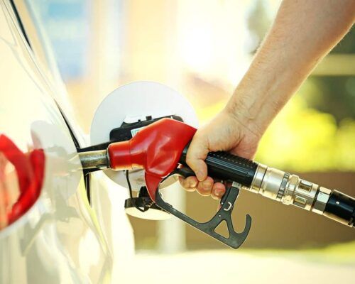 A 16 dias do 2º turno, governo zera impostos federais da gasolina e amplia subsídios a etanol e diesel