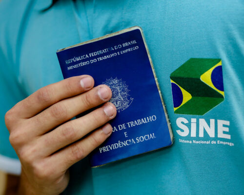 Sine Manaus divulga 815 vagas de emprego nesta sexta, 28; confira as áreas