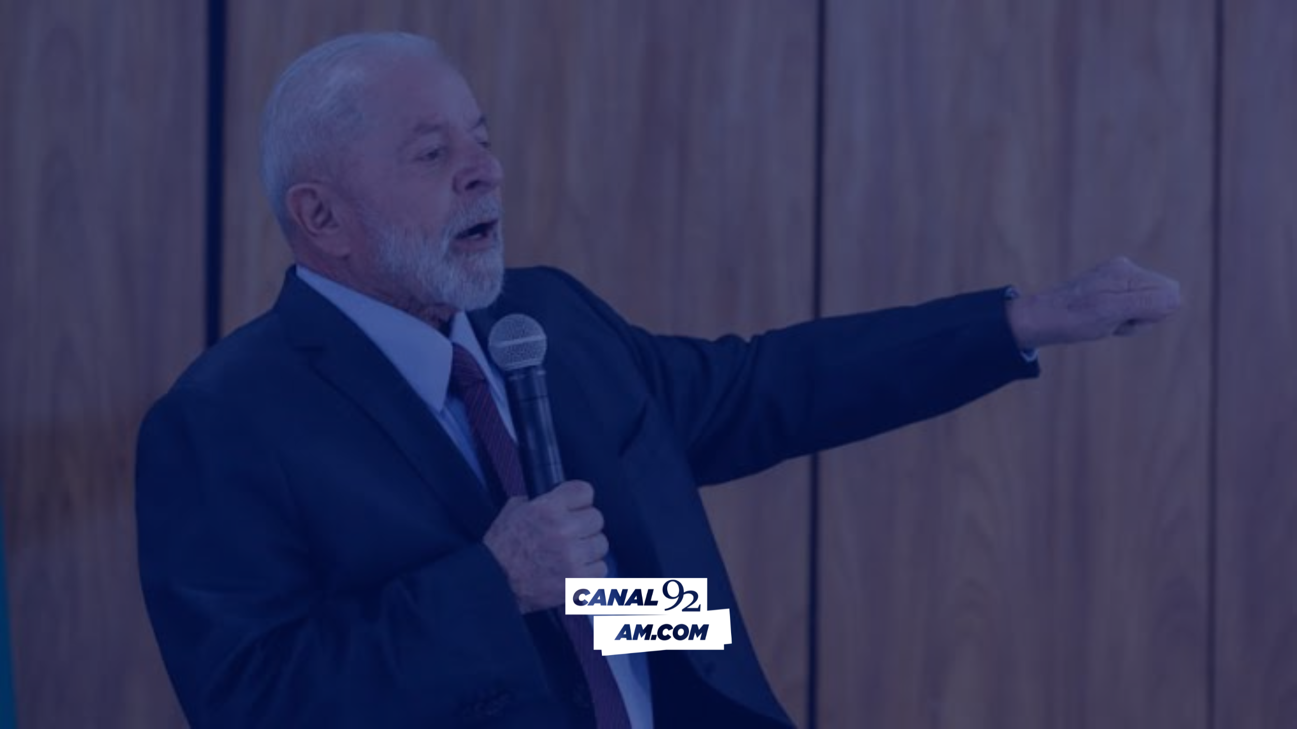Governo Lula: Um Show de Emendas e Emendões