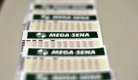 Acumulou! Nenhum apostador acerta seis dezenas e Mega-Sena chega a R$ 25 milhões; confira os números
