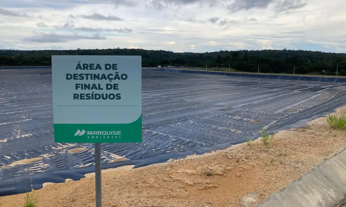 aterro-sanitario-em-manaus-vai