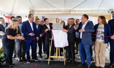 em-inauguracao-do-novo-forum-d
