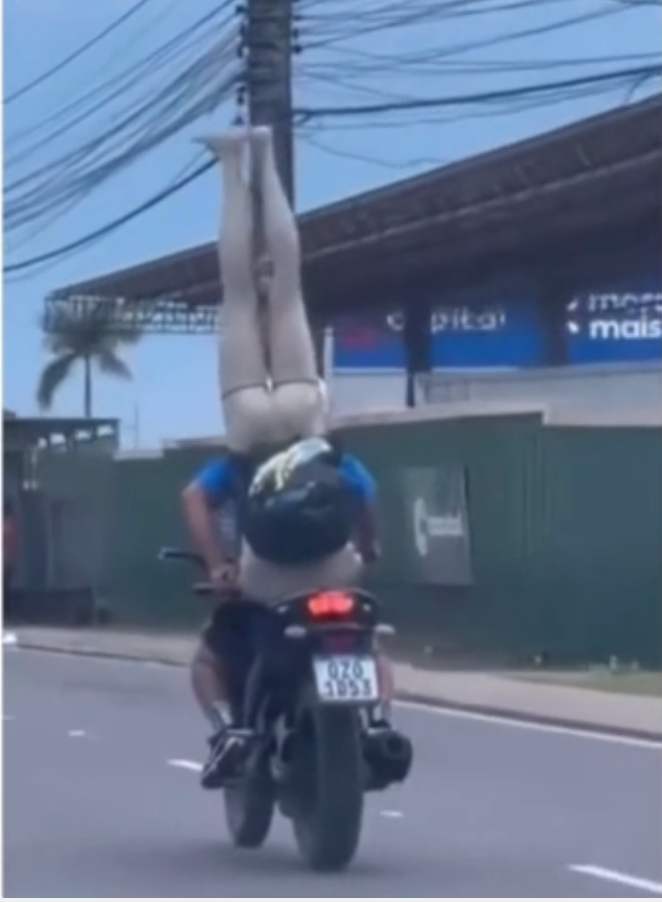 motoqueiro-sequestra-manequim-