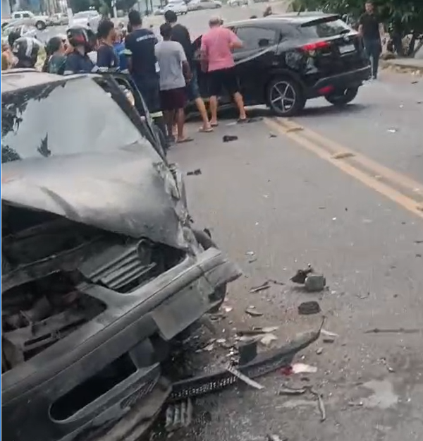 motorista-em-alta-velocidade-c