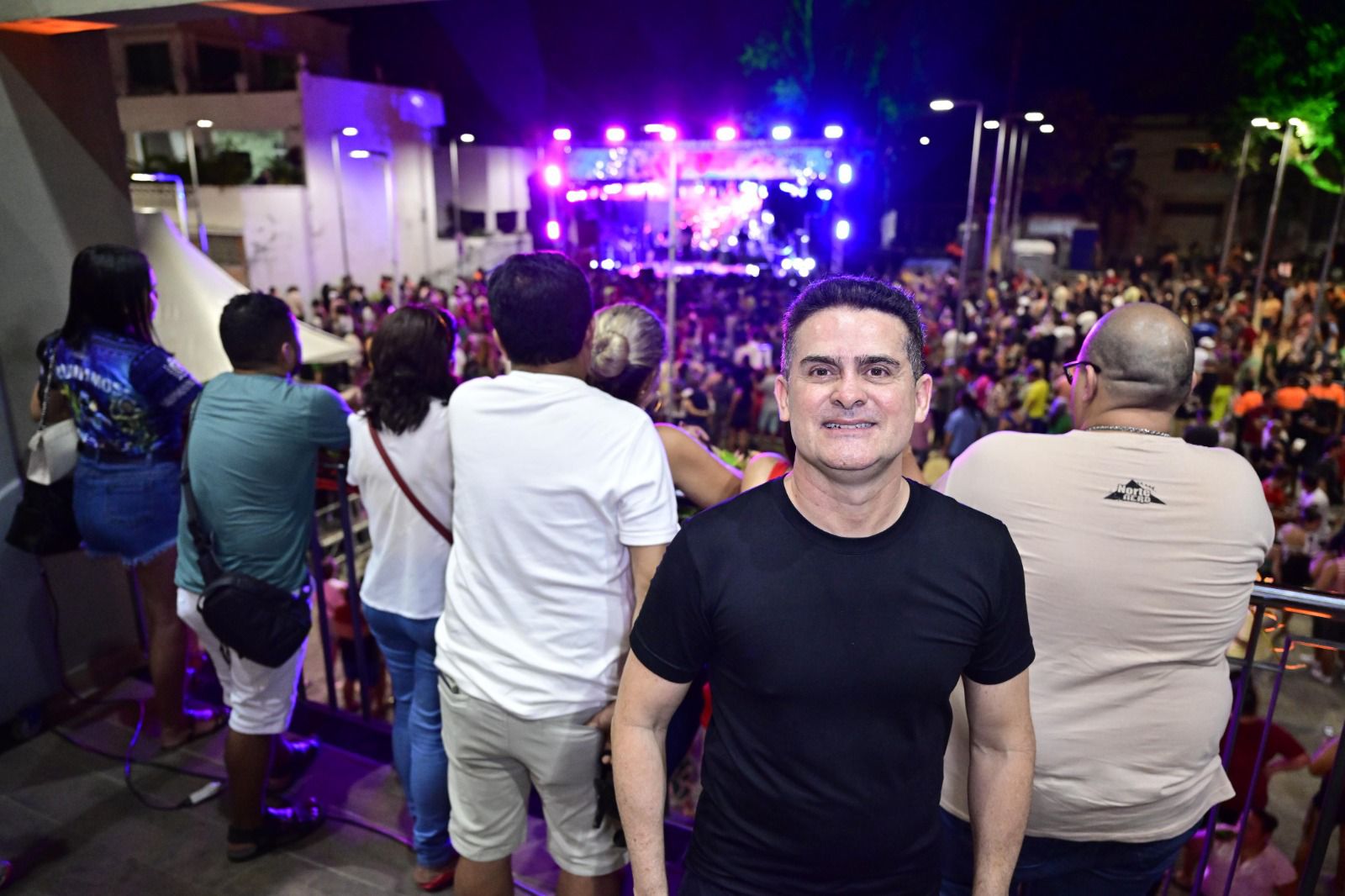 prefeito-david-almeida-celebra