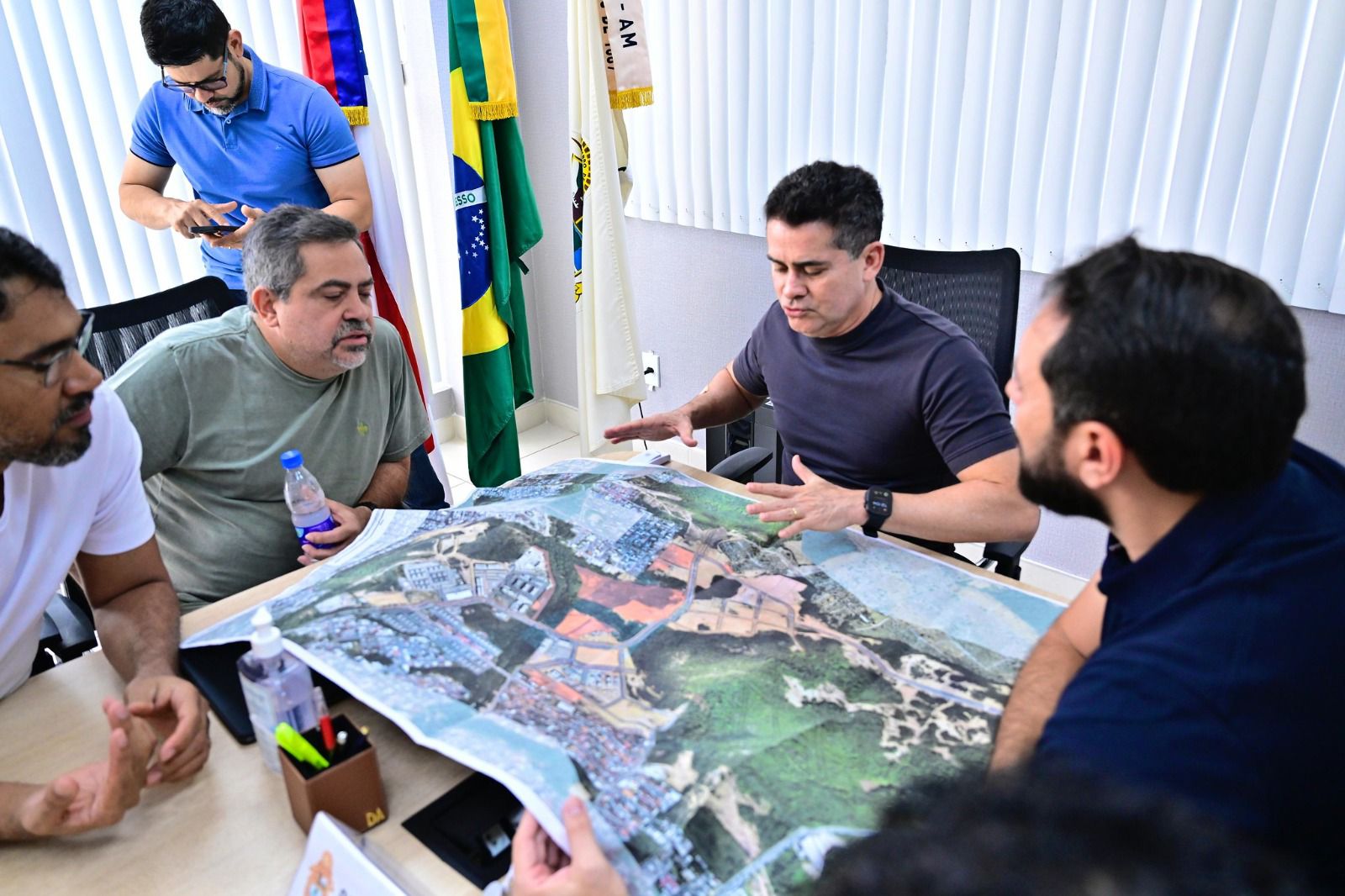 prefeito-david-almeida-anuncia