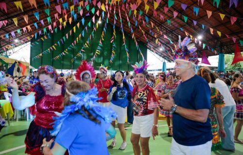 prefeitura-de-manaus-realiza-f