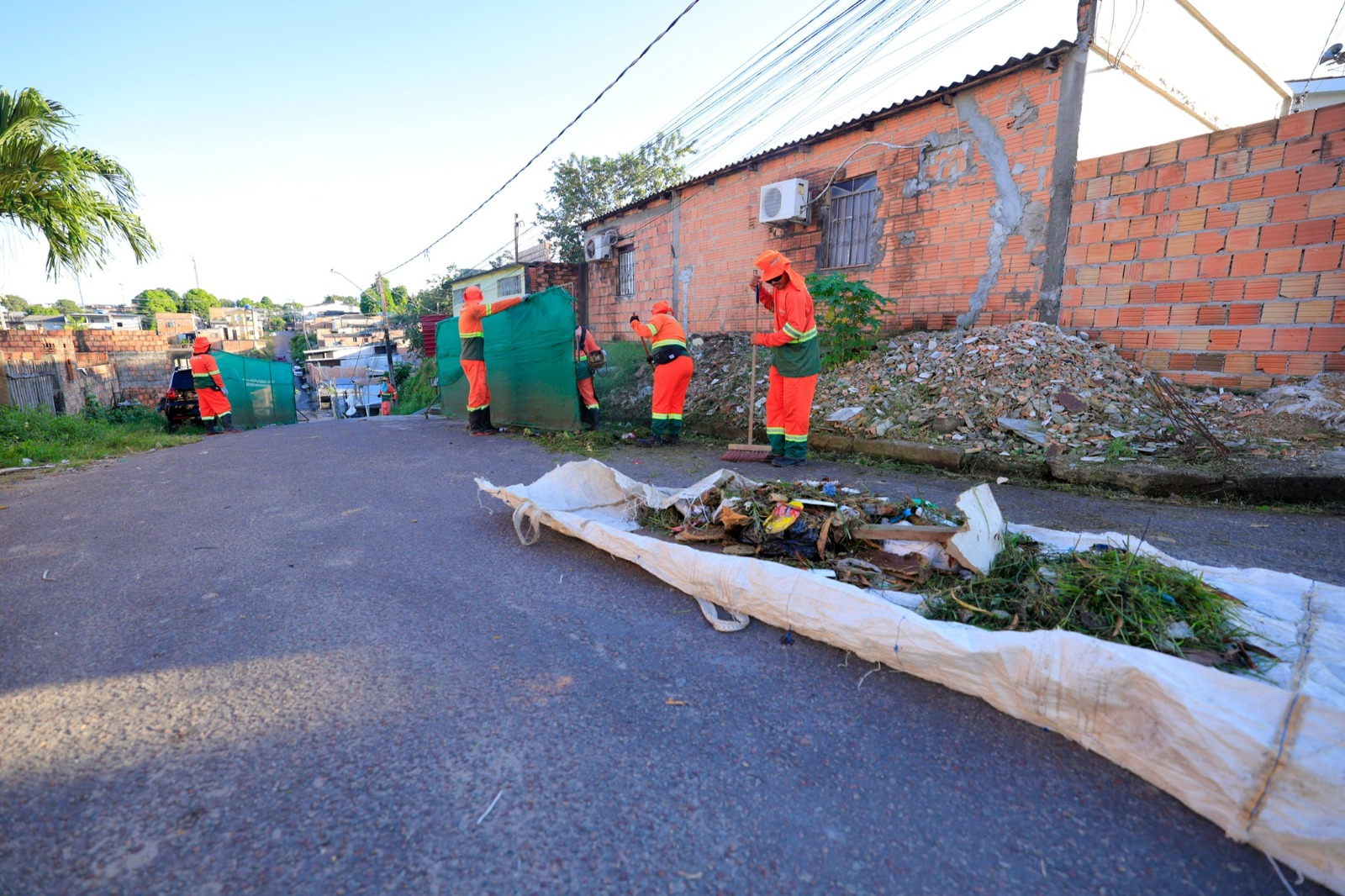 tancredo-neves-recebe-mutirao-
