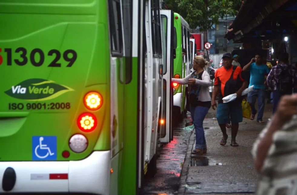 greve-dos-rodoviarios-e-suspen
