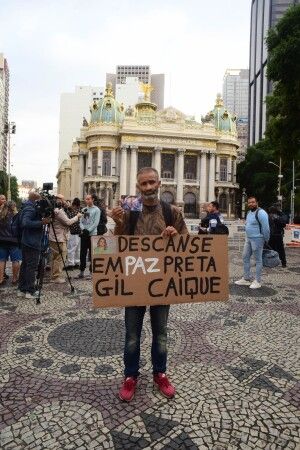 velorio-de-preta-gil-reune-mul
