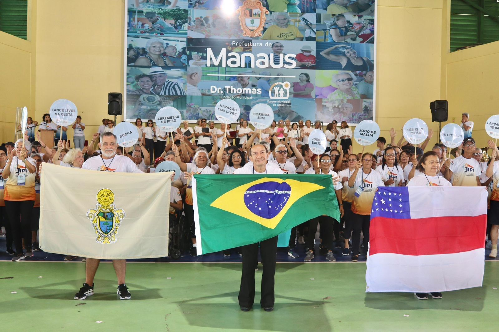 prefeitura-de-manaus-abre-a-12