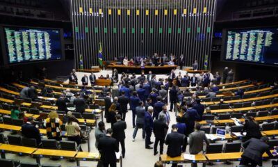 camara-dos-deputados-canal92am