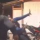 mulher-e-agredida-com-violenci
