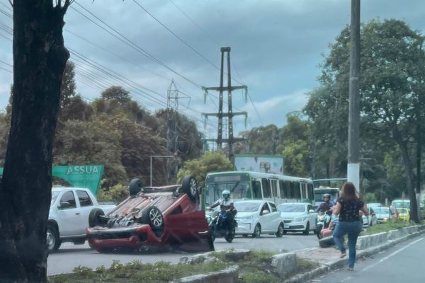 Carro-capota-canal92am
