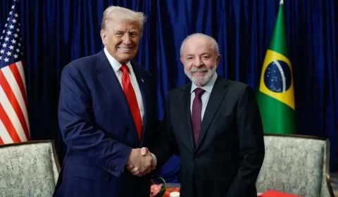 trump-parabeniza-lula-pelos-80