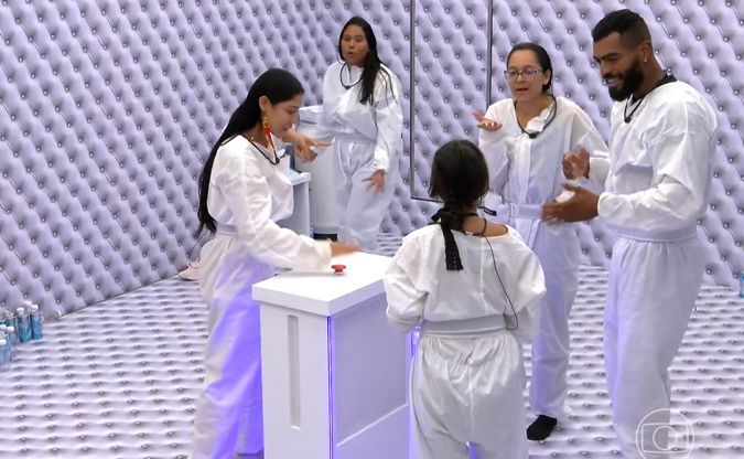 livia_BBB_quarto-branco-canal92am