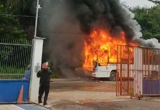 incêndio-ônibus-canal92am