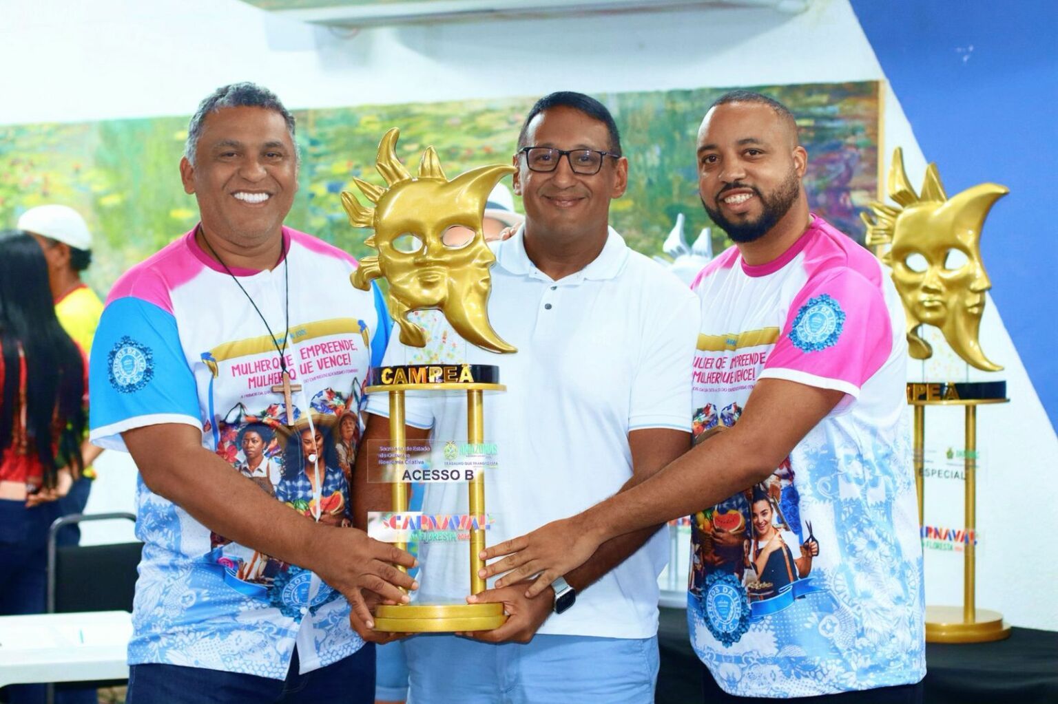 primos_ilha_carnaval_canal92am