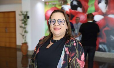 Arlete Ferreira Mendonça secretária de educação do AM