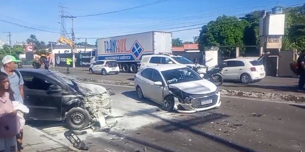 acidente-de-transito-efigenio-salles-canal92am