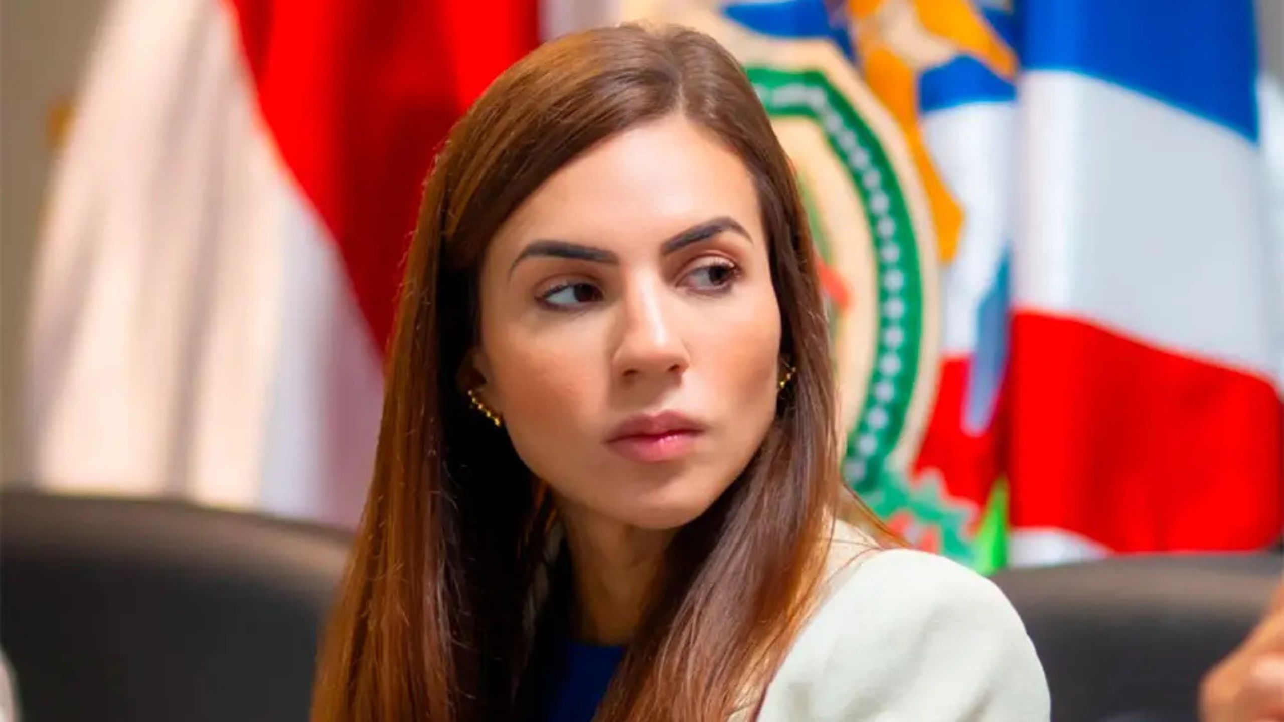 deputada-debora-menezes-audiencia-publica-canal92am