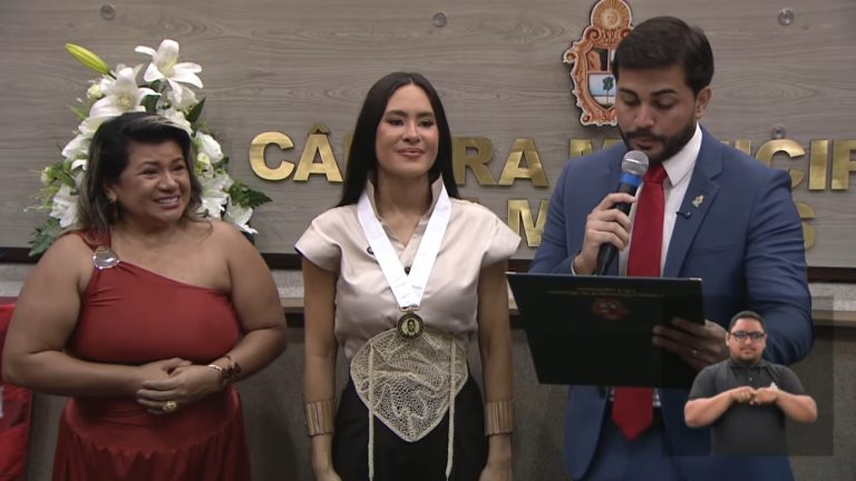 Isabelle-Nogueira-recebe-Medalha-de-Ouro-Rodolpho-Valle-Canal92am