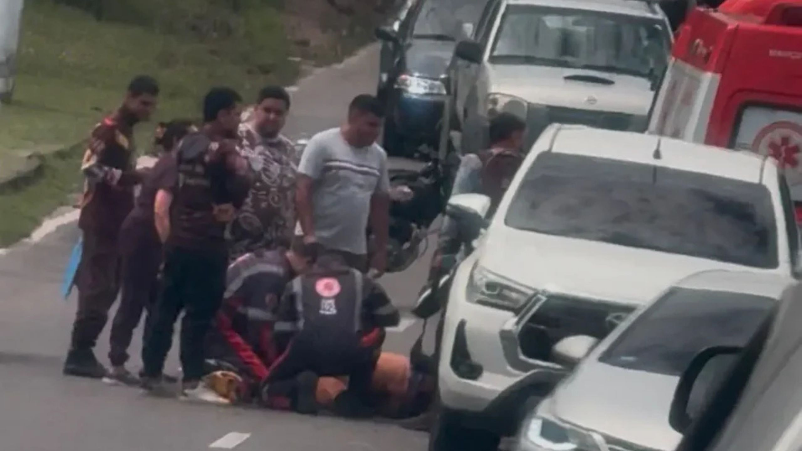 acidente-de-transito-flores-canal92am