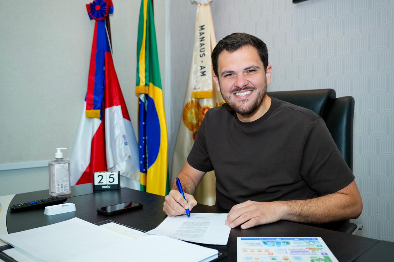 prefeito-renATO-JUNIOR-NOMEAÇÃO-MÉDICOS-MANAUS-CANAL92AM