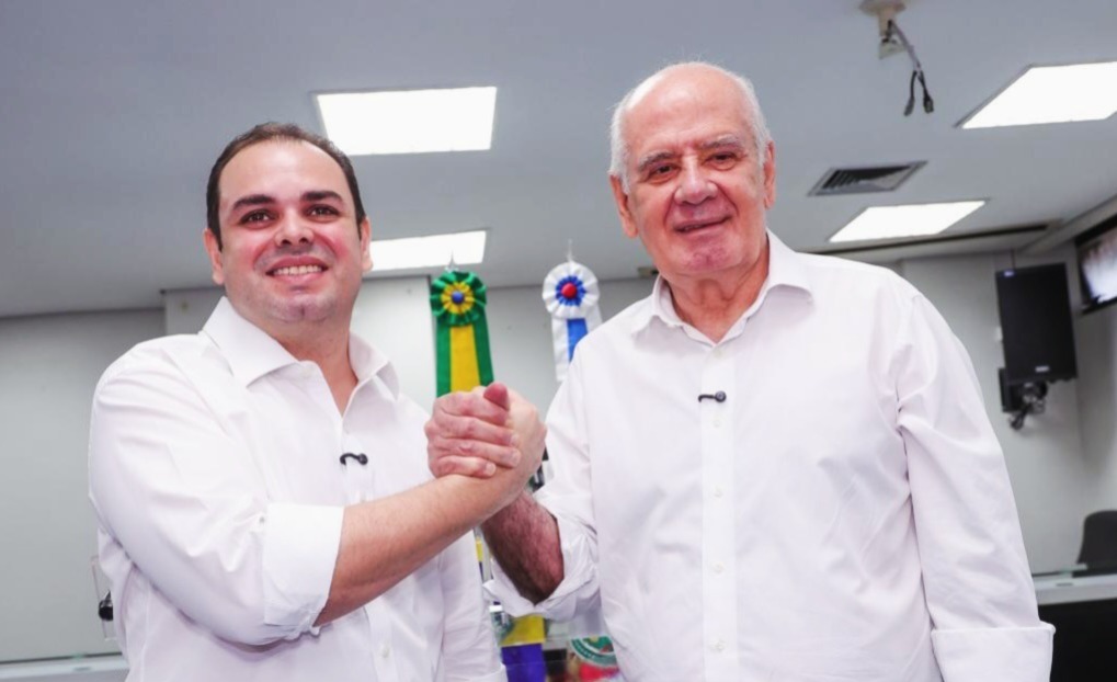 roberto-cidade-e-serafim-correa-vitória-canal92am