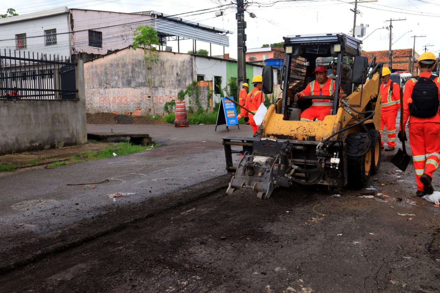 Prefeitura-de-Manaus-intensifica-manutencao-asfaltica-no-Novo-Aleixo-canal92am