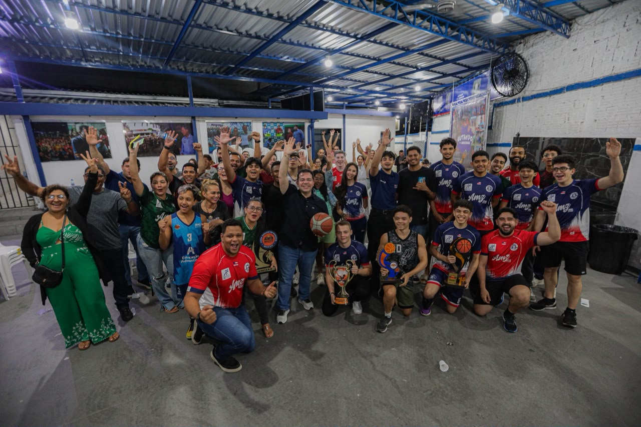 wilker-barreto-recebe-atletas-basquete-canal92am