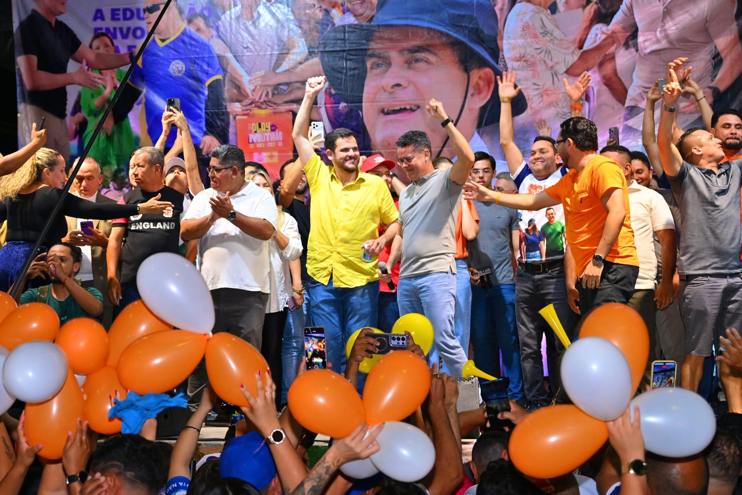 david-almeida-reune-4-mil-pessoas-em-primeiro-ato-de-rua-no-jorge-teixeira-e-destaca-parceria-com-renato-junior-canal92am