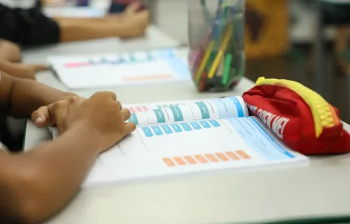 educação-politica-na-escola-canal92am