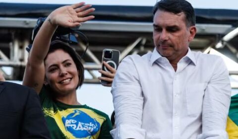 michelle-bolsonaro-sela-paz-com-flavio-canal92am