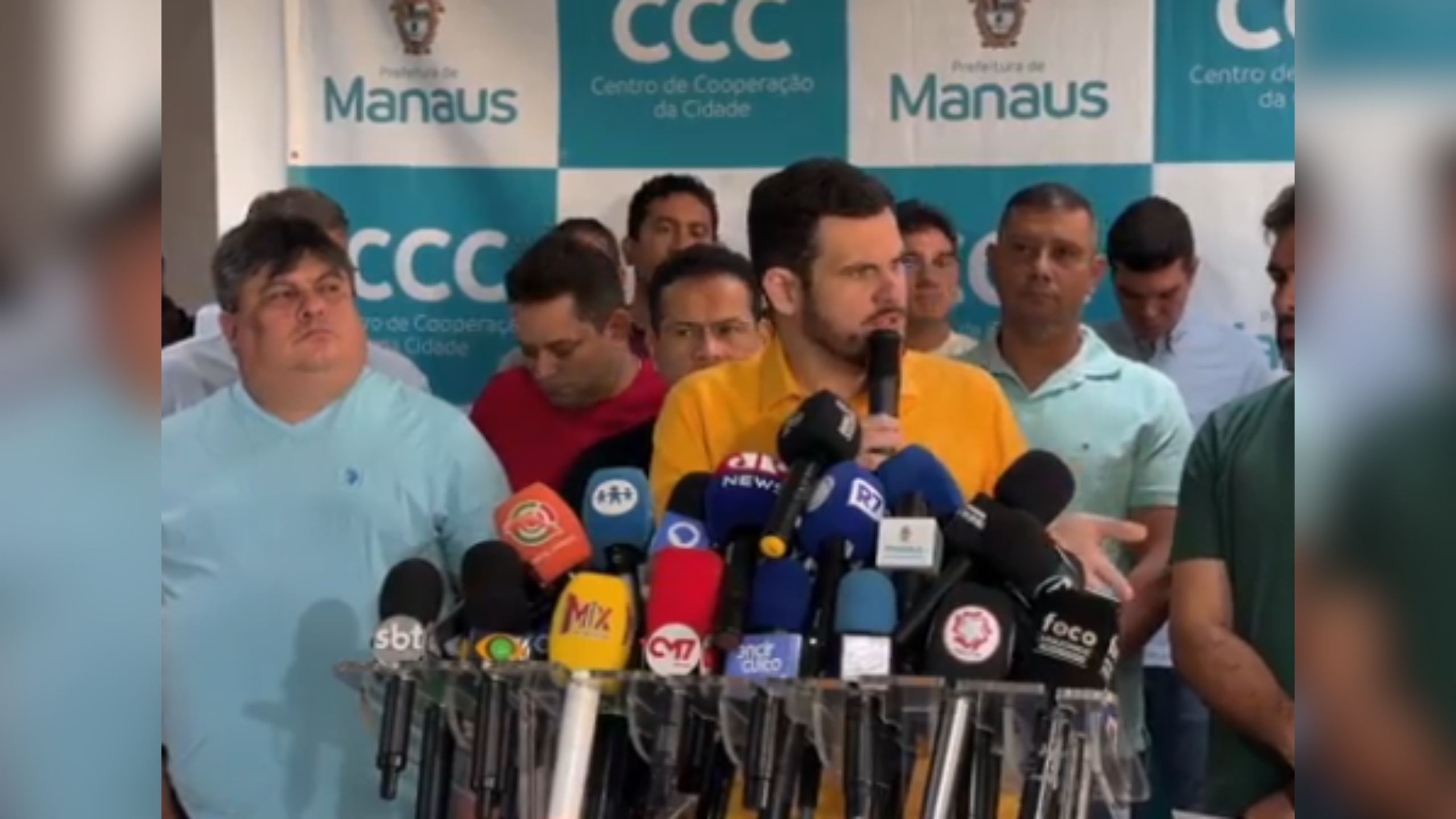 nao-vou-permitir-que-o-governo-do-estado-tire-dos-alunos-o-passe-livre-estudantil-afirma-renato-junior-em-coletiva-canal92am