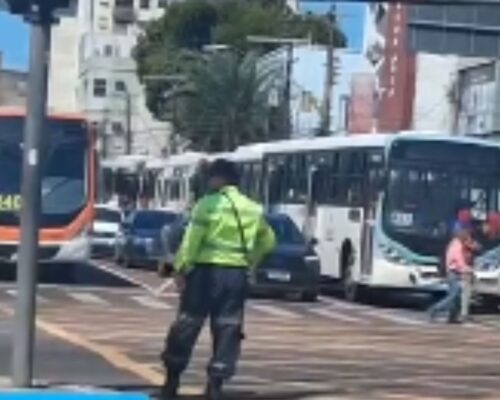 paralisaçao-dos-onibus-canal92am