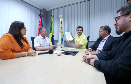 prefeito-renato-junior-reajuste-auxilio-moradia-mais-medicos-canal92am