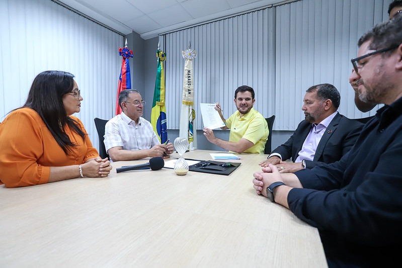 prefeito-renato-junior-reajuste-auxilio-moradia-mais-medicos-canal92am