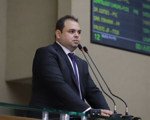 roberto-cidade-e-pressionado-p