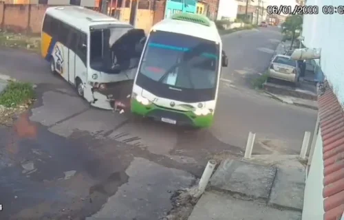 acidente-micro-onibus-novo-aleixo-canal92am