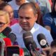 roberto-cidade-vota-na-nilton-lins-segundo-turno-canal92am